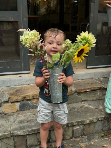 Valley Girl Flower Farm - Tiger, GA